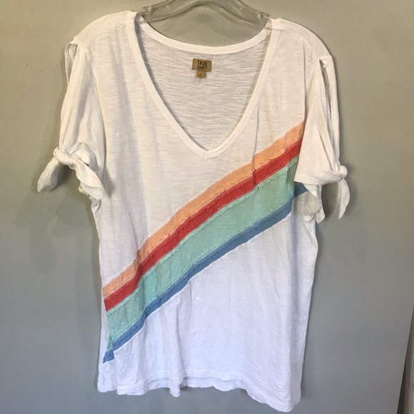 True Craft Tops - 🔥 FREE WHEN BUNDLED WITH ANOTHER ITEM! *1 free item per purchased item please